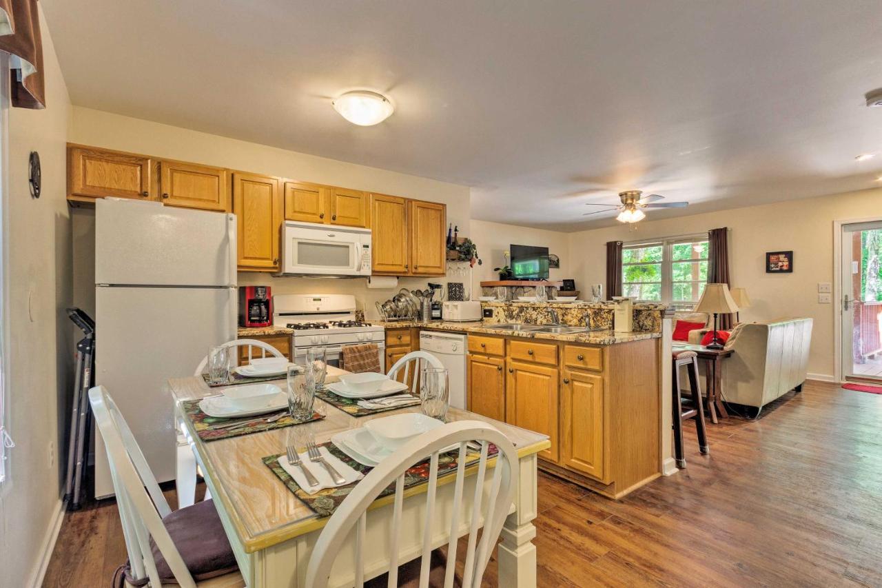 Beech Mountain Home With Covered Deck, Near Skiing! Екстер'єр фото